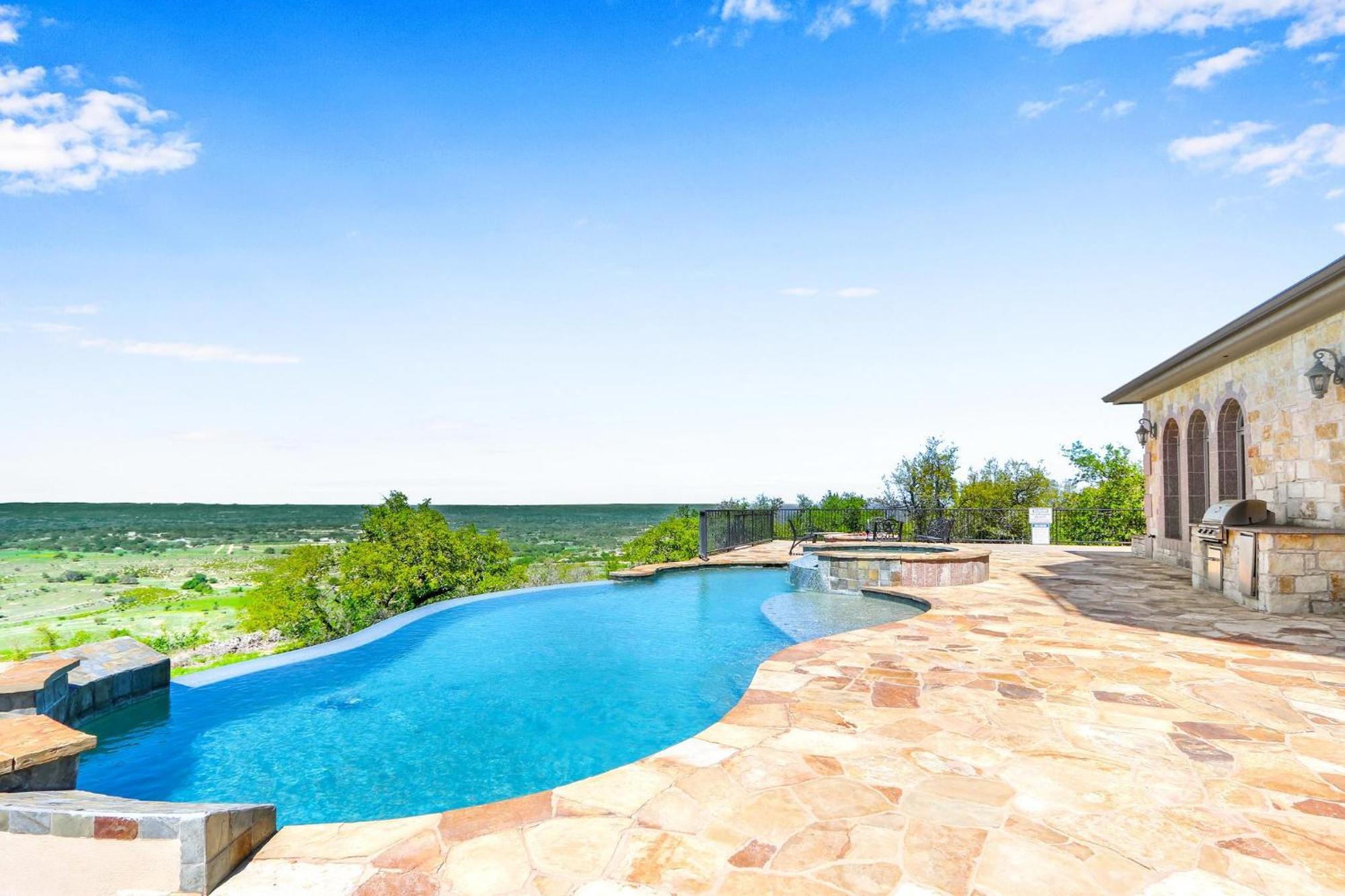 Lighthouse Hill Ranch - Lighthouse Villa Джонсън Сити Екстериор снимка